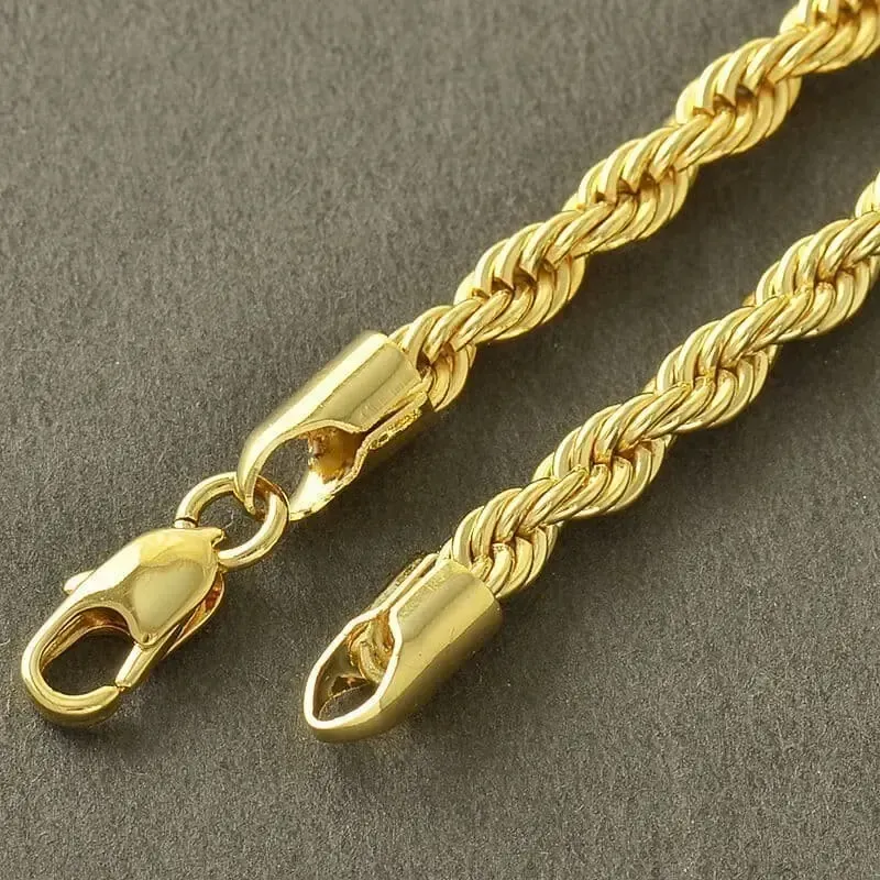 Pulsera de acero inoxidable con cordón salomónico chapado en oro amarillo y longitud de 20 cm.