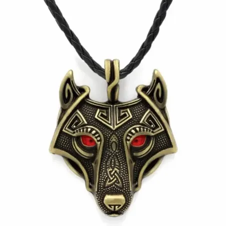 Collar bisutería hombre con cabeza de loba 4,5cm y ojos color, sobre fondo oscuro.