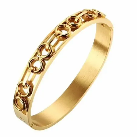 Brazalete bisutería hombre con eslabones redondos 1cm chapado oro 18K, sobre fondo gris.