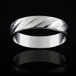 Anillos de plata esterlina 925 de 5 mm, superficie pulida y diseño clásico.