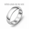 Anillo de plata fina 925 con perfil redondeado de media caña y acabado brillante.
